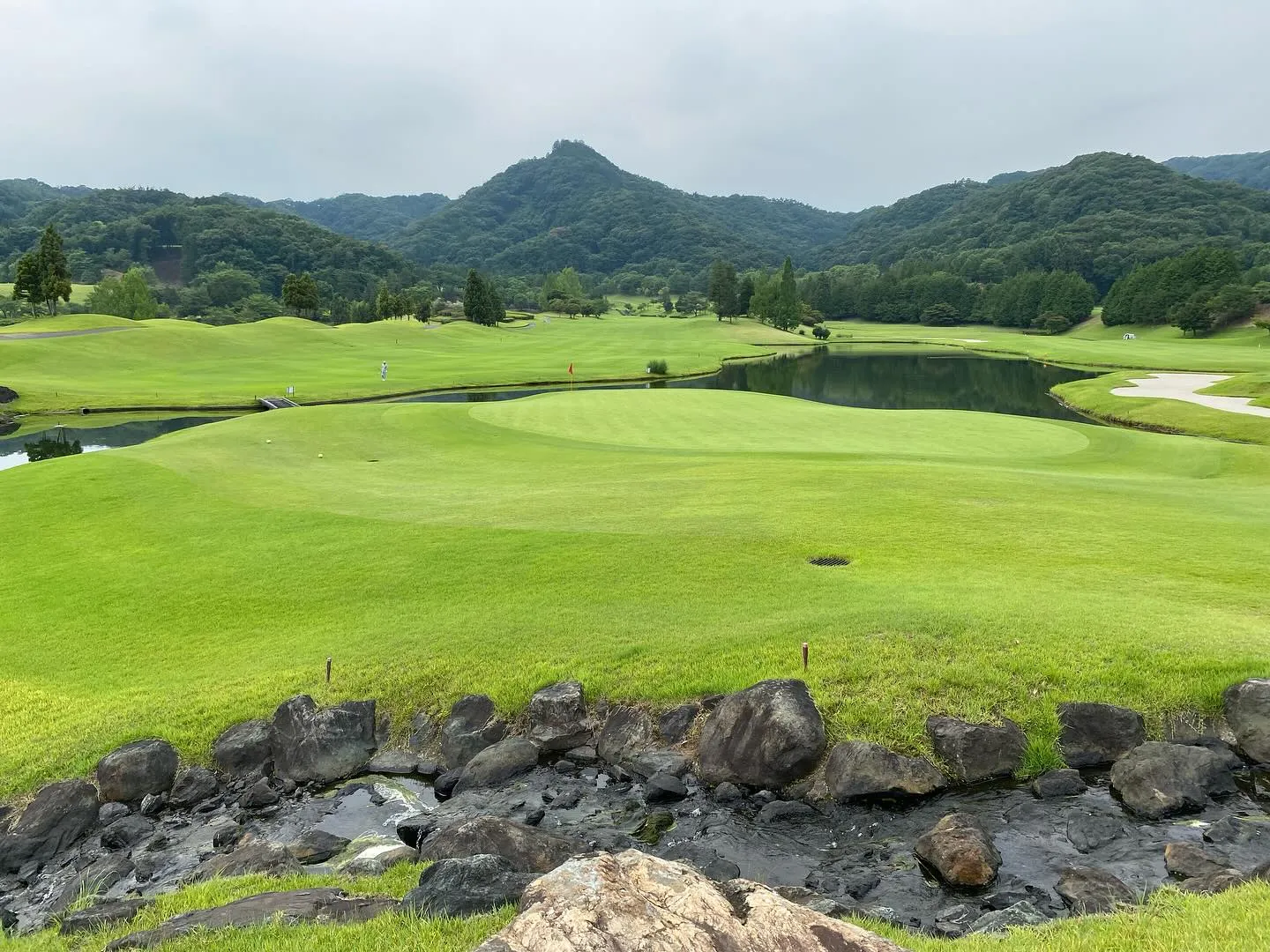 ゴールド栃木プレジデントカントリーで、プレーして来ました🏌️...