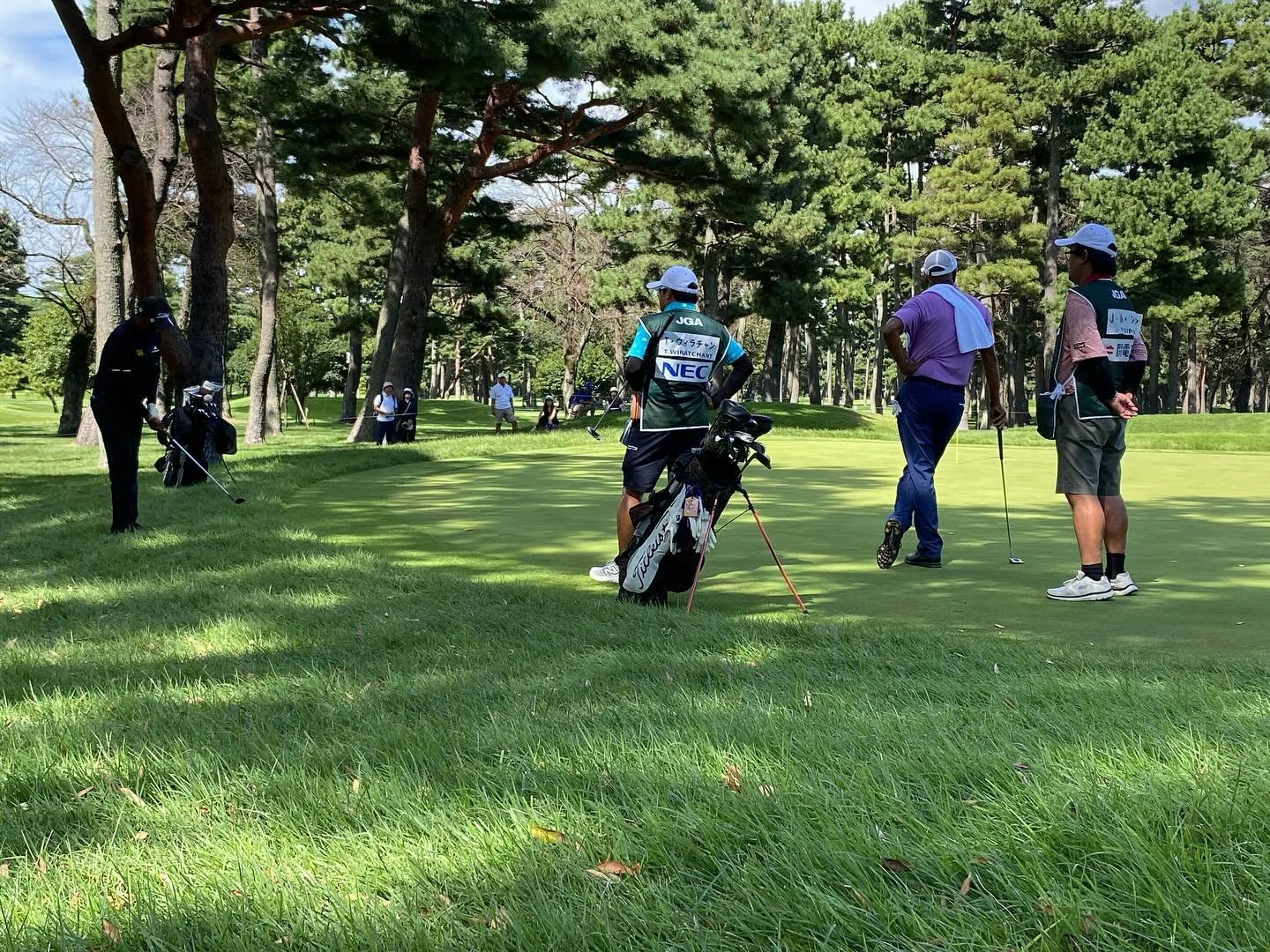 プロの試合を観戦してきました！🏅⛳️ 天気は最高のコンディシ...